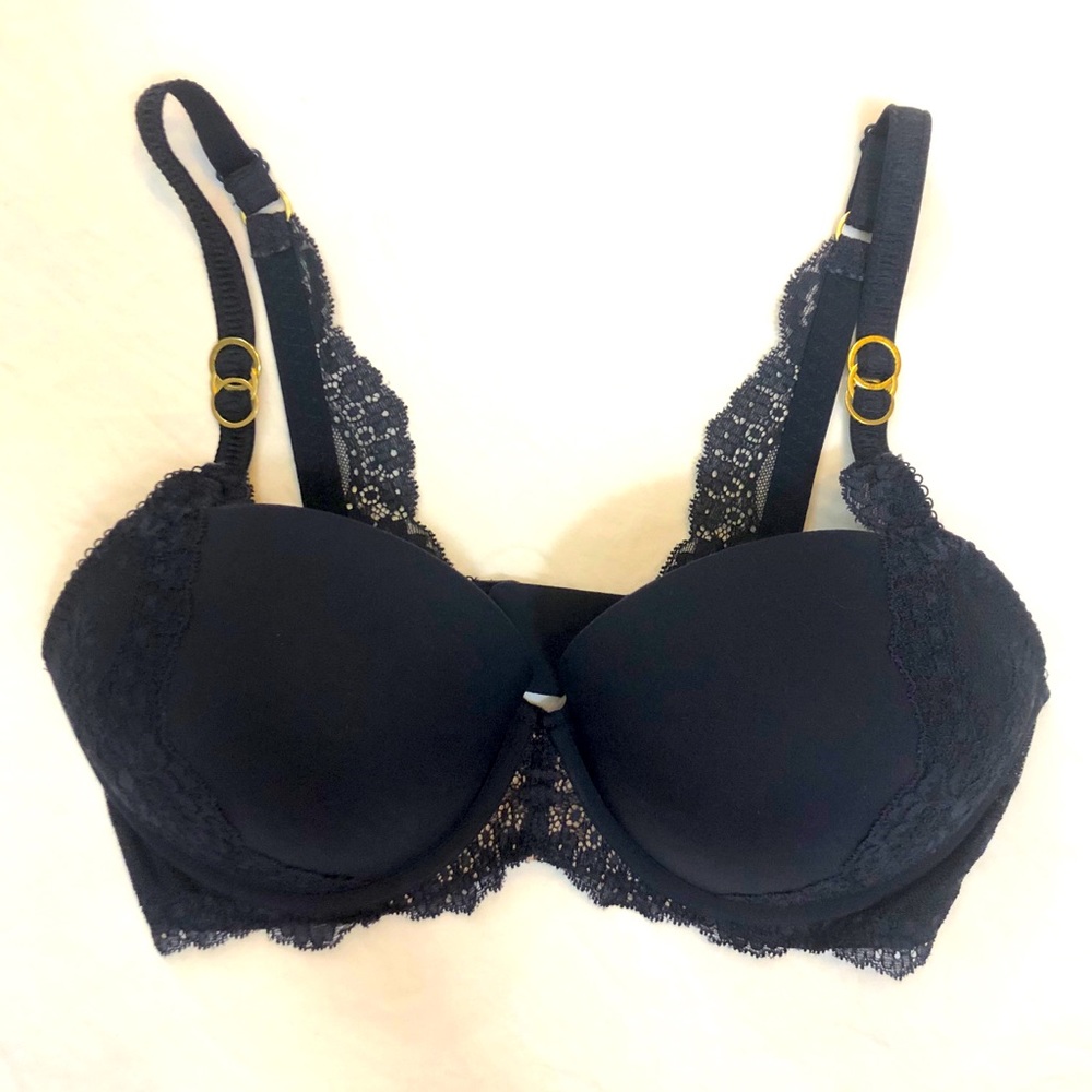 Stella McCartney Nvy blue lace bra 36D Gorgeous!